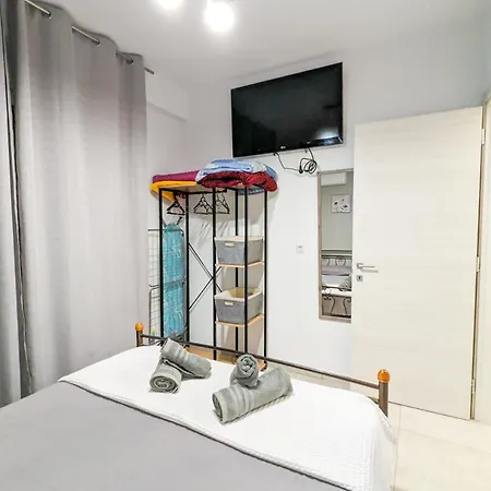Ofrynio Luxury & Pool * Ofrinion